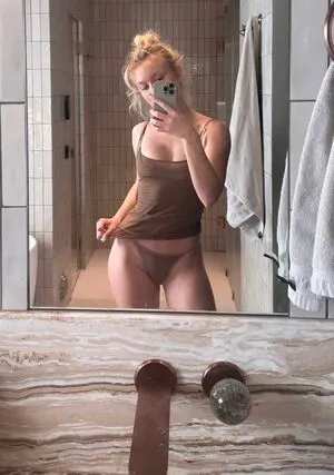 Zara Larsson OnlyFans Leaked Free Thumbnail Picture - #5x27CAS1mT