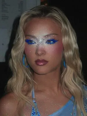 Zara Larsson OnlyFans Leaked Free Thumbnail Picture - #6Sm7LxBS7d