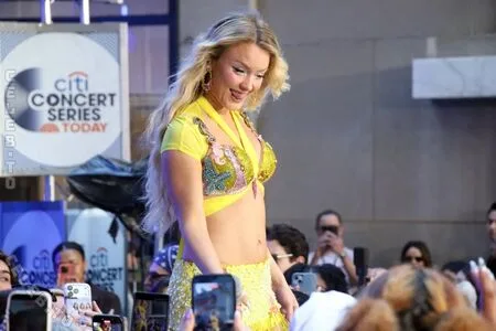 Zara Larsson OnlyFans Leaked Free Thumbnail Picture - #8R81ASdAvl