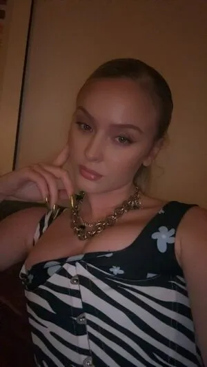 Zara Larsson OnlyFans Leaked Free Thumbnail Picture - #B7wY6S80r9