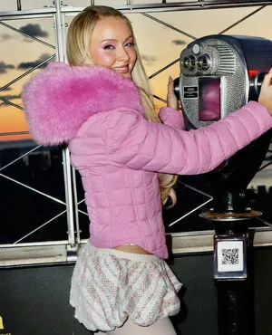 Zara Larsson OnlyFans Leaked Free Thumbnail Picture - #CPnM5ZV5F9