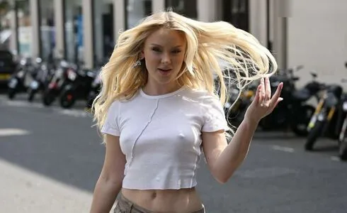 Zara Larsson OnlyFans Leaked Free Thumbnail Picture - #DilTVgDE9M