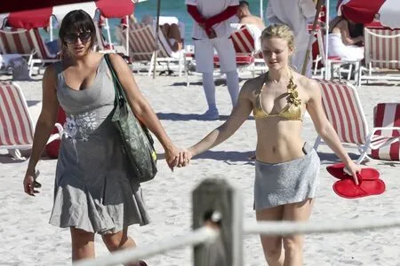 Zara Larsson OnlyFans Leaked Free Thumbnail Picture - #EUR3BEYIWS