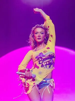 Zara Larsson OnlyFans Leaked Free Thumbnail Picture - #Iharuzb8OF