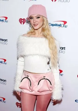 Zara Larsson OnlyFans Leaked Free Thumbnail Picture - #KCMT3gJSPC