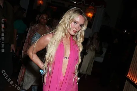 Zara Larsson OnlyFans Leaked Free Thumbnail Picture - #LqPinBMGoO