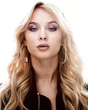 Zara Larsson OnlyFans Leaked Free Thumbnail Picture - #YdzNtoFITS