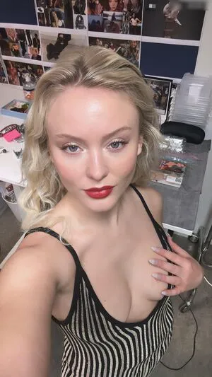 Zara Larsson OnlyFans Leaked Free Thumbnail Picture - #abbhWaoAF0