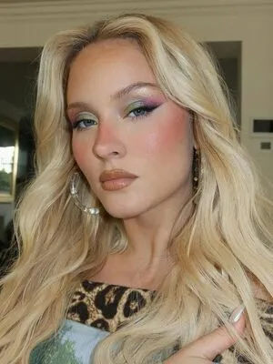Zara Larsson OnlyFans Leaked Free Thumbnail Picture - #f3dPibJuSt