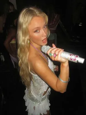 Zara Larsson OnlyFans Leaked Free Thumbnail Picture - #oIFAfixsB5