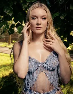 Zara Larsson OnlyFans Leaked Free Thumbnail Picture - #sNVhgKhqUO