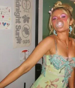 Zara Larsson OnlyFans Leaked Free Thumbnail Picture - #xNL5turab7