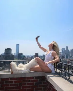 Zara Larsson OnlyFans Leaked Free Thumbnail Picture - #xmATkP4aj4