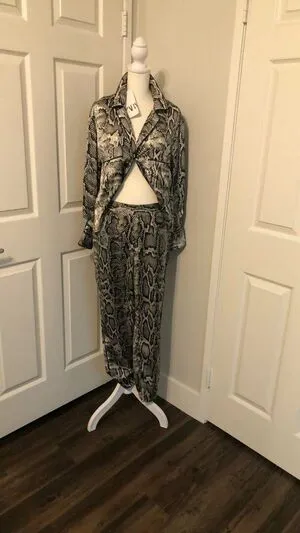 Zara Snake OnlyFans Leaked Free Thumbnail Picture - #DDEdO3RUGa