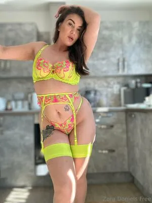 Zaradanielsfreee OnlyFans Leaked Free Thumbnail Picture - #8qf4OlIIdz