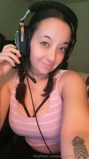 Zaraddluxe OnlyFans Leaked Free Thumbnail Picture - #00rnmlfxjO