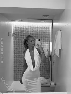 Zarah Ellen OnlyFans Leaked Free Thumbnail Picture - #1p8SA6WEhn