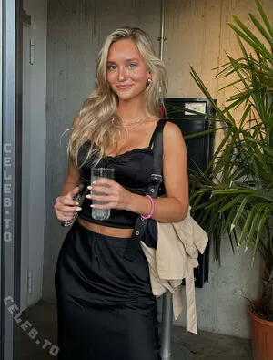 Zarah Ellen OnlyFans Leaked Free Thumbnail Picture - #kofrnUeZSM