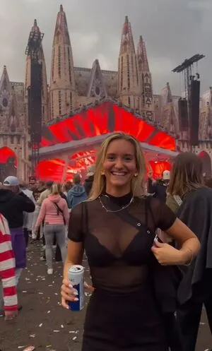 Zarah Ellen OnlyFans Leaked Free Thumbnail Picture - #p6G6VnOryL