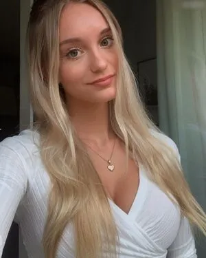 Zarah Ellen OnlyFans Leaked Free Thumbnail Picture - #5Jl3vO5nvC