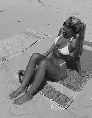 Zarah Ellen OnlyFans Leaked Free Thumbnail Picture - #eSzz8Ag9RI