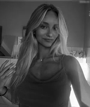 Zarah Ellen OnlyFans Leaked Free Thumbnail Picture - #eXSPxAOu9A