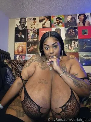 Zariah June OnlyFans Leaked Free Thumbnail Picture - #D5xKk45Tei