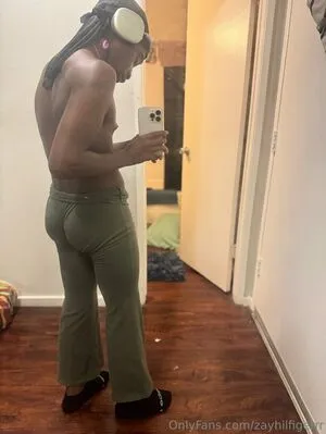 Zayhilfigerrr OnlyFans Leaked Free Thumbnail Picture - #44iEvto36p