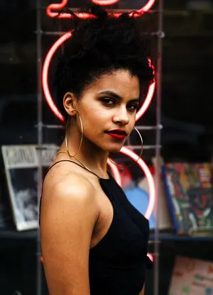 Zazie Beetz OnlyFans Leaked Free Thumbnail Picture - #4TLkgehrux