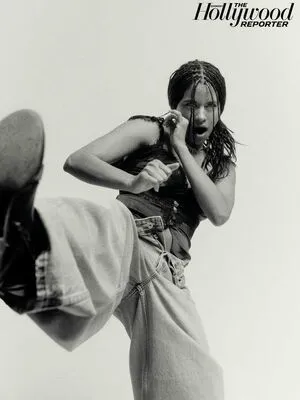 Zazie Beetz OnlyFans Leaked Free Thumbnail Picture - #c6BySl2yZk