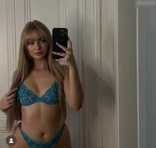 Zclina OnlyFans Leaked Free Thumbnail Picture - #4JC4hdy0n2