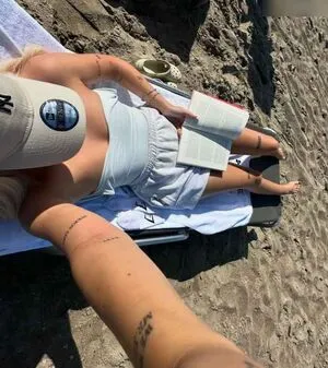 Zclina OnlyFans Leaked Free Thumbnail Picture - #6DxbinMKar