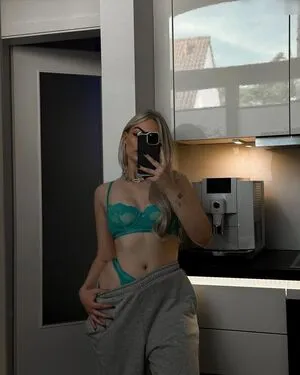 Zclina OnlyFans Leaked Free Thumbnail Picture - #ny2kyOGMxf