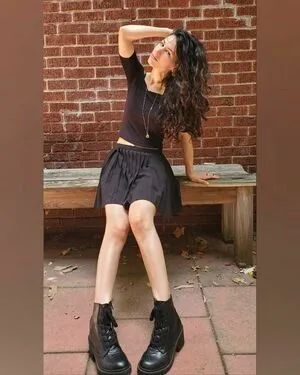 Zehava Glazier OnlyFans Leaked Free Thumbnail Picture - #Q5mYMDW89O