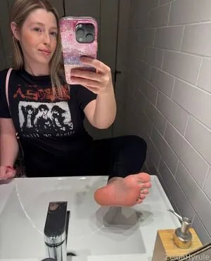 ZeldaHyrule OnlyFans Leaked Free Thumbnail Picture - #YHs4DLx13V