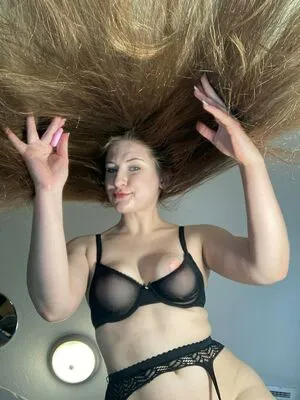 Zeldaslonghair2 OnlyFans Leaked Free Thumbnail Picture - #P9oQ6oHGdg