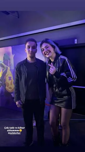 Zelderler OnlyFans Leaked Free Thumbnail Picture - #FmfmHbOENZ