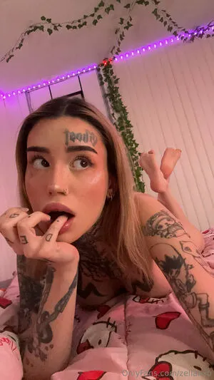 Zeliahxo OnlyFans Leaked Free Thumbnail Picture - #54Sl3ado19