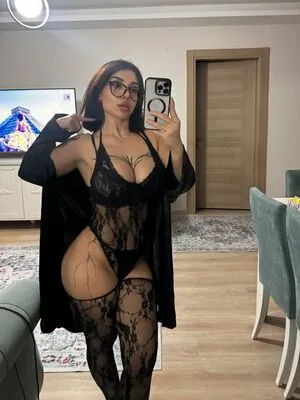 Zeliharida OnlyFans Leaked Free Thumbnail Picture - #Zh19fz9FWN