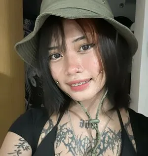 Zems3lling OnlyFans Leaked Free Thumbnail Picture - #co9ar0niy5