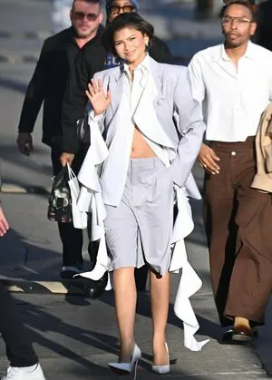 Zendaya OnlyFans Leaked Free Thumbnail Picture - #4QvBMBfge4