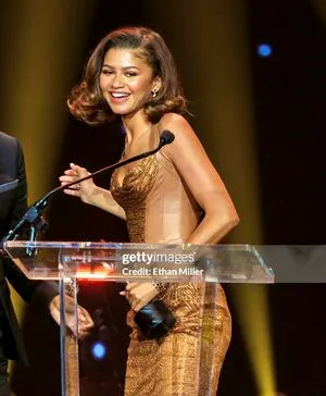 Zendaya OnlyFans Leaked Free Thumbnail Picture - #5vwOoBcvIv