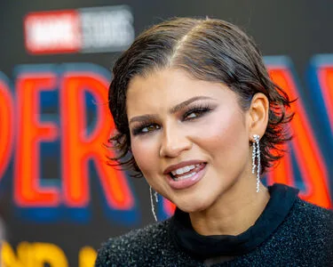 Zendaya OnlyFans Leaked Free Thumbnail Picture - #9jBS8ofZkA