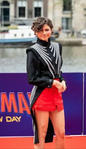 Zendaya OnlyFans Leaked Free Thumbnail Picture - #HpDre5oxql