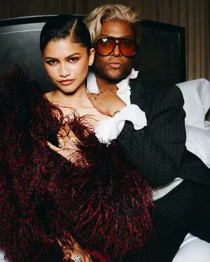 Zendaya OnlyFans Leaked Free Thumbnail Picture - #IoEgvd5xU2