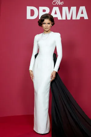 Zendaya OnlyFans Leaked Free Thumbnail Picture - #OaYelrGPO0