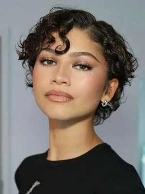 Zendaya OnlyFans Leaked Free Thumbnail Picture - #SvRriAlyr3
