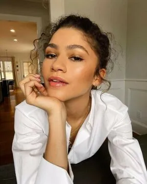 Zendaya OnlyFans Leaked Free Thumbnail Picture - #UeGIpcaHdV