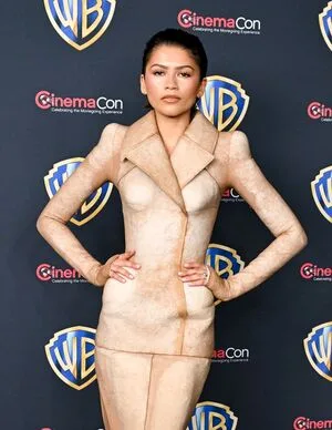 Zendaya OnlyFans Leaked Free Thumbnail Picture - #cM8LytA4eg