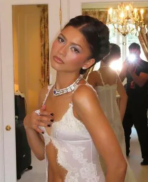 Zendaya OnlyFans Leaked Free Thumbnail Picture - #grpcDHS0pq